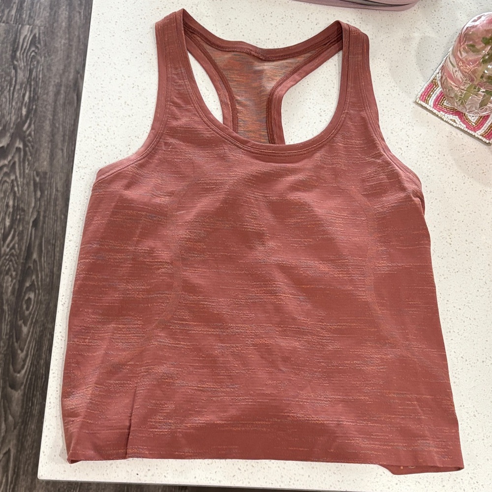 Lululemon swiftly tech race length tank